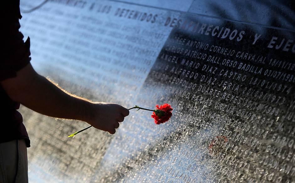 Confirman condenas de dos ex carabineros por crimen de campesino en Osorno en 1975